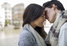 STRAH OD INTIMNOSTI: Ljubav zahteva razotkrivanje