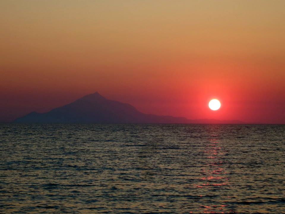 11012964_10153082591537643_1494745148145255335_n