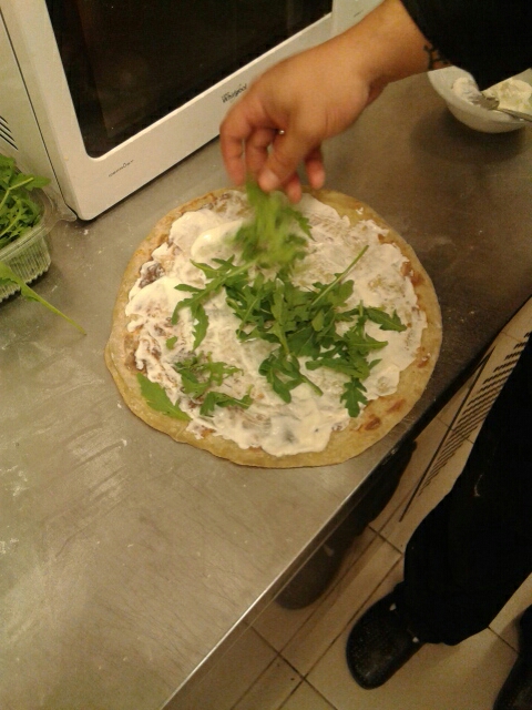 image-f08d2d0e703f84ac5368e1c624cd8766b671da77ca89cf15c802a01b74872002-V