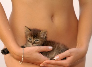 Šta se zaista dešava ako imate seks, a niste izvadili tampon? Istina bez panike i mitova