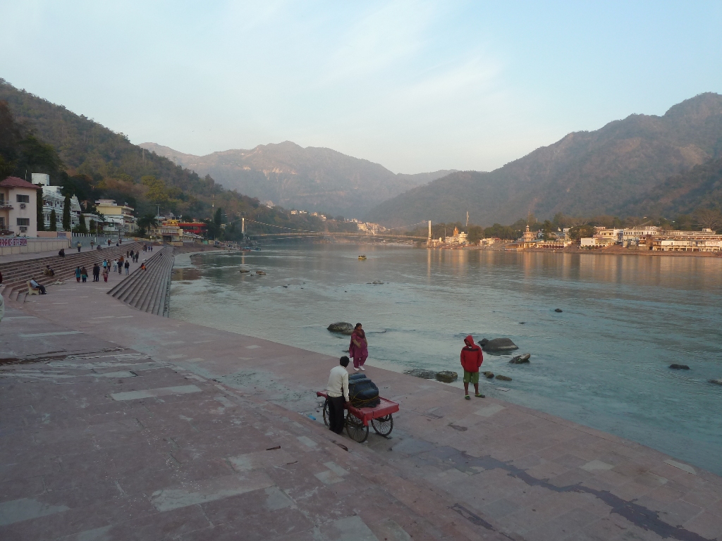 L1080405-the-ganges-1