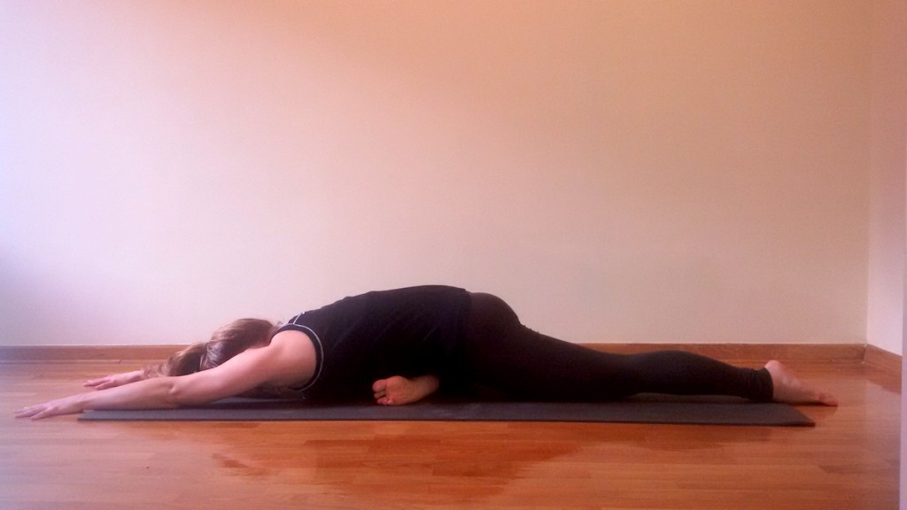 eka pada raja kapotasana var.