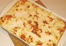 Ručak koji miriše na dom: Ćuretina s mlincima koja okuplja sve za sto (RECEPT)