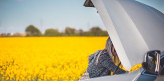 Ove stvari u kolima mogu da vam spasu živu glavu – imate li ih sve?