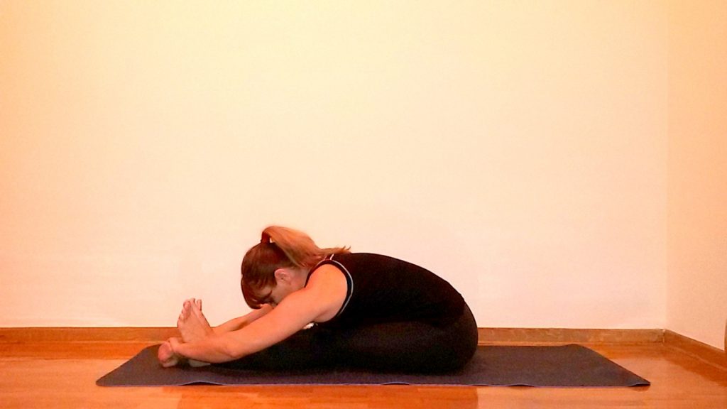 paschimattanasana-1
