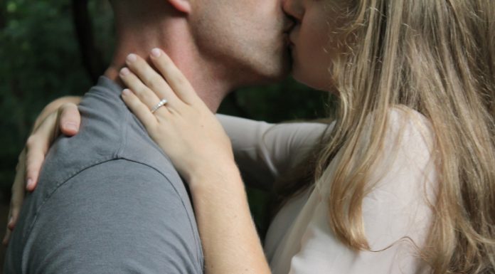 Šta se zaista dešava vašem telu kada dugo nemate seks? Istina koja će vas iznenaditi