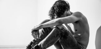 Šta da radite kada njemu „ne može da se digne“ – vodič kroz mušku nemoć bez drame