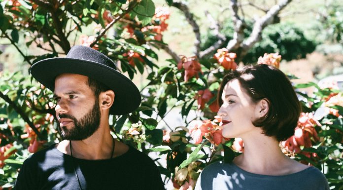 Zarađujem više od njega: Može li veza da preživi kada žena finansijski nadmaši partnera?