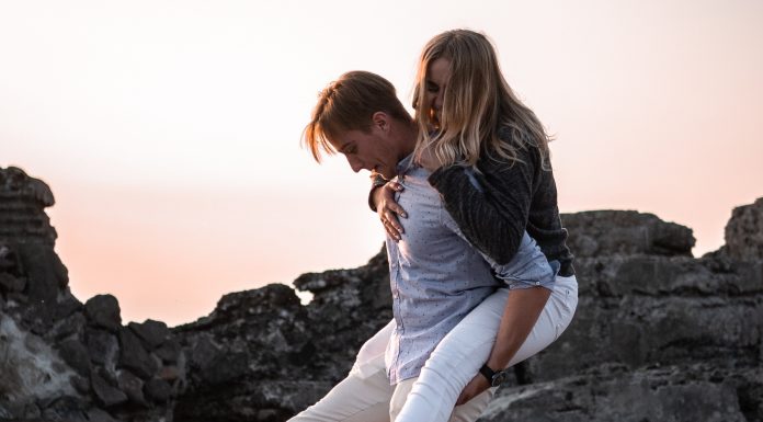 „Želim da odem, ali ne mogu da ga ostavim“: Zašto sve više ljudi istovremeno voli partnera i sanja o odlasku