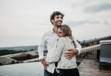 Želite da gledate svoju ženu sa drugim muškarcem? Zašto biste to radili? I šta se krije iza toga!