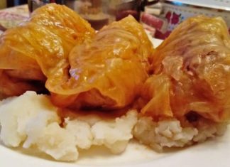 Prste da poližeš: Najbolja sarma od kiselog kupusa koja miriše na mamu