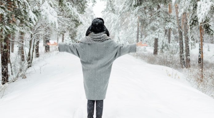 Nedeljni horoskop od 2. do 9. februara 2026. – Uran se budi i donosi haos, šokantne promene koje menjaju sve!