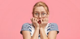 Hand photo created by wayhomestudio - www.freepik.com