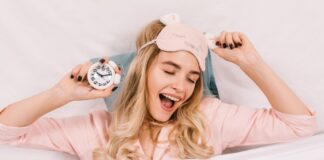 House photo created by lookstudio - www.freepik.com