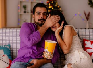 Zavisnost od pornografije nema veze sa seksom: 10 koraka da vratiš kontrolu nad sobom Christmas photo created by stockking - www.freepik.com