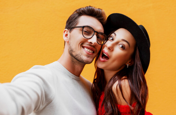 Zatvaranje 2025. i priprema za 2026: 7 koraka za ulazak u novi numerološki ciklus People photo created by svetlanasokolova - www.freepik.com