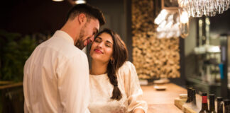 Background photo created by freepik - www.freepik.com