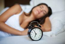 Clock photo created by gpointstudio - www.freepik.com