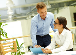 Novac i seks: Kako da tražiš veću platu ako si žena (i zašto muškarci to rade bez griže savesti) Business photo created by pressfoto - www.freepik.com