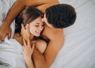 Couple sleeping photo created by senivpetro - www.freepik.com