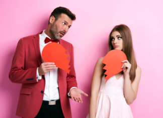 Od kada su raskidi postali tako javni? Kako društvene mreže menjaju bol i ljubav Breakup photo created by gpointstudio - www.freepik.com