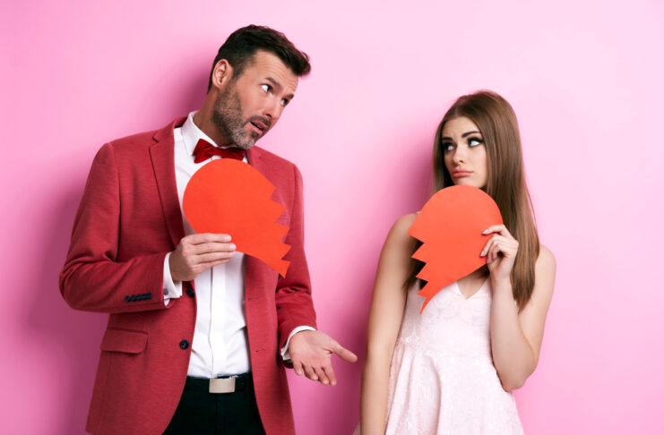 Breakup photo created by gpointstudio - www.freepik.com