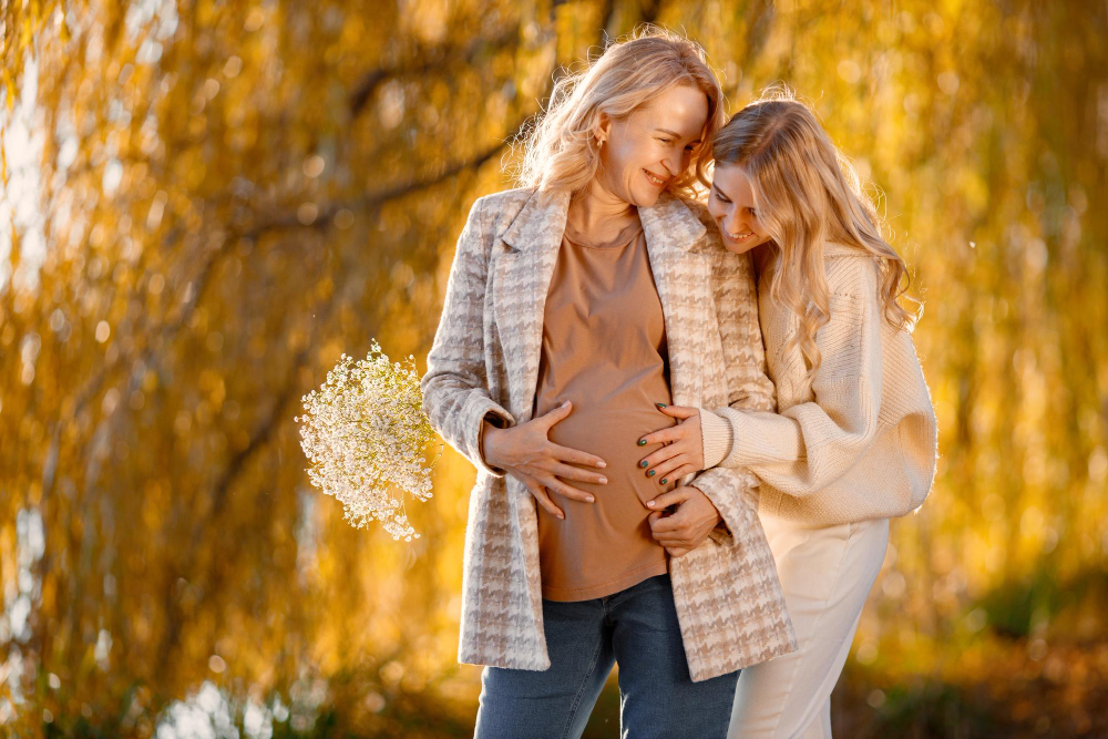 Mother hug photo created by prostooleh - www.freepik.com