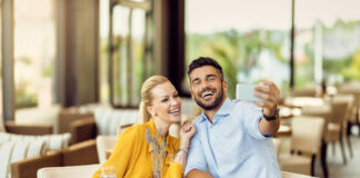 Couple eating photo created by Drazen Zigic - www.freepik.com