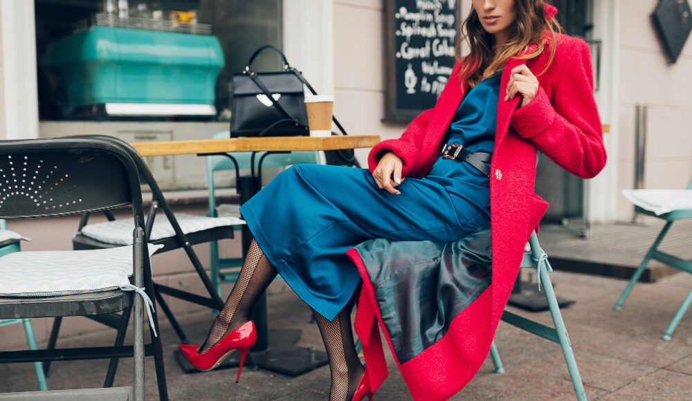 Zašto nas kupovina cipela čini srećnim: Psihologija iza ženskog zadovoljstva u paru novih štikli Image by marymarkevich on Freepik