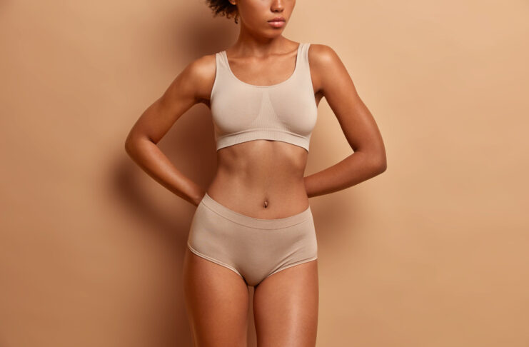 Kortizol lice i stomak: kako stres menja tvoje telo bez da primetiš Image by wayhomestudio on Freepik