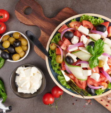 Proteini za žene 40+: Koliko vam zaista treba da ostanete snažne i energične Image by jcomp on Freepik