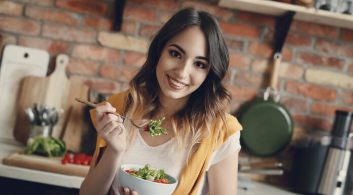 Ova hrana izaziva „tihu vatru“ u telu: Nutricionisti upozoravaju da je jedemo gotovo svakog dana