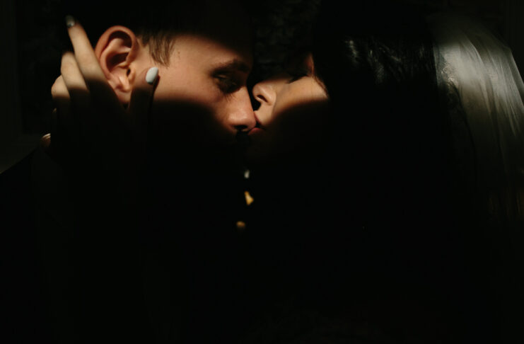 Venera i Hiron u konjunkciji u Ovnu: Dosta laži – vreme je da izlečiš srce ili zauvek ostaneš u bolu!