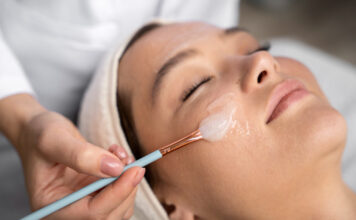 Zimski reset kože: Zašto je hemijski piling najbolji saveznik lepog tena