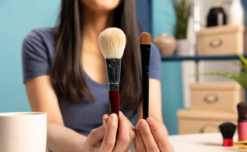 Prljave četkice = loša koža: Evo kako pravilno da ih opereš (i spasiš lice)